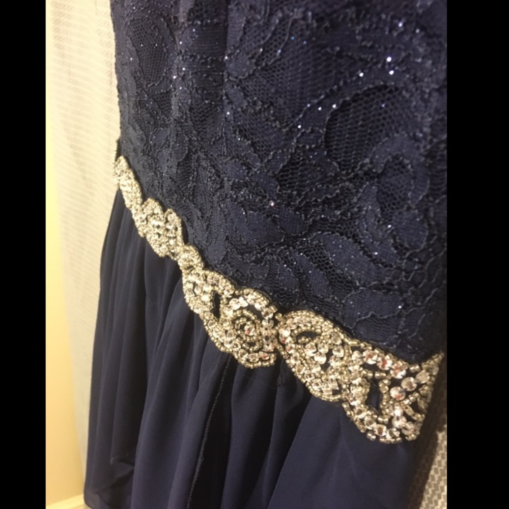 Formal sparkly beaded dress (size 1)